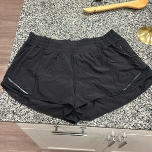 Lululemon black hotty hot shorts size 12